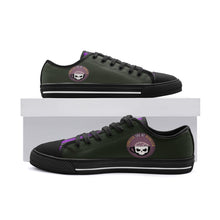 Load image into Gallery viewer, Low Top Canvas Shoes
